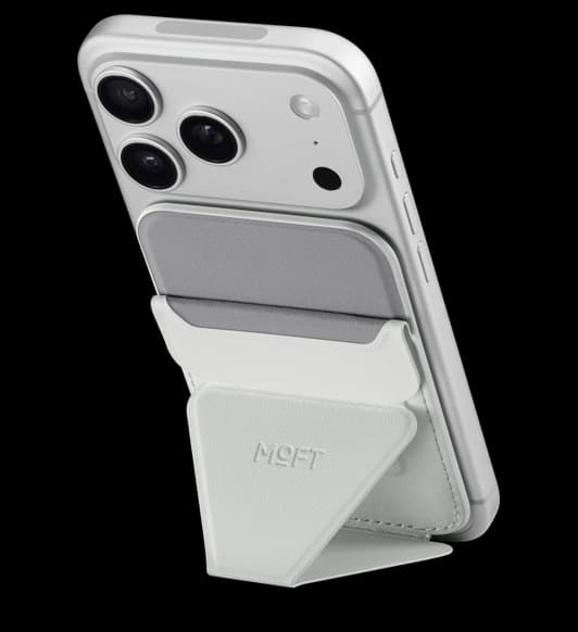MOFT Find My MagSafe Wallet Stand in Pakistan at Apple Official Pakistan